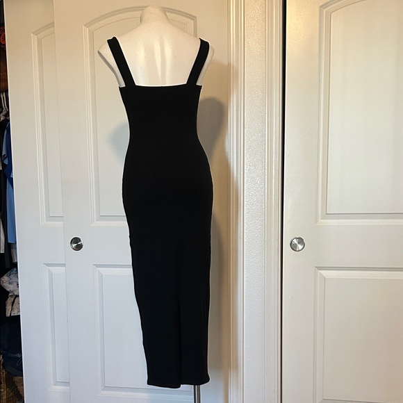 Reformation Black Midi Dress - Picture 5 of 7